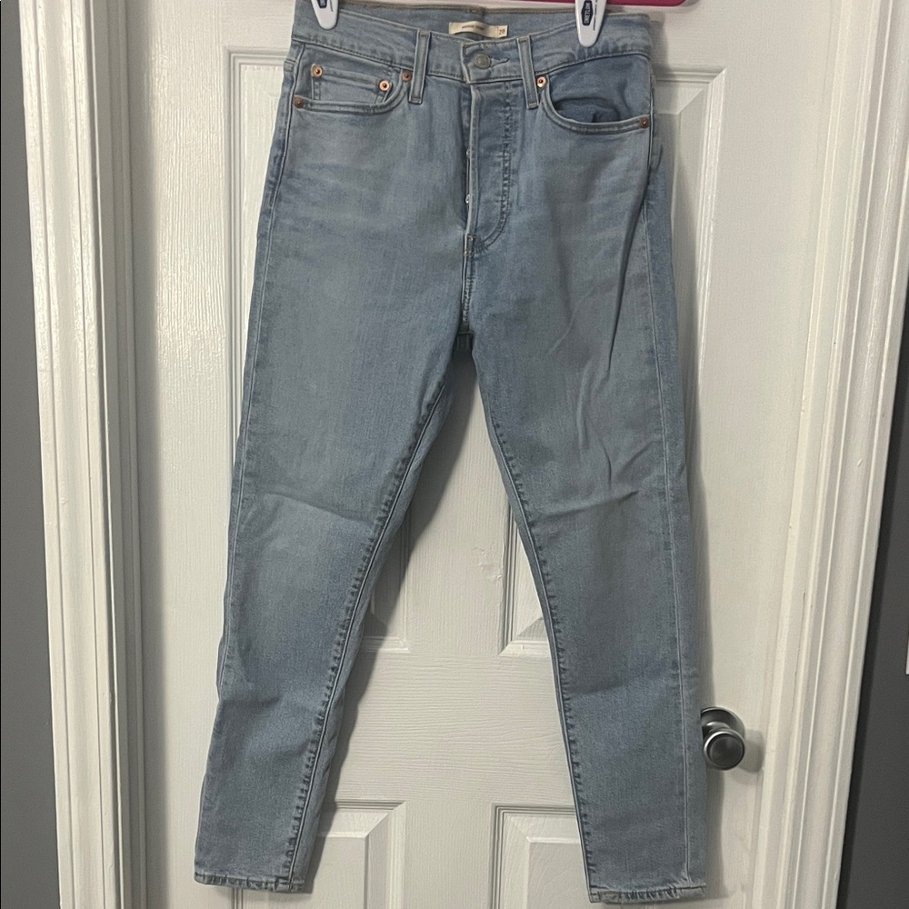 Levis Light Blue Denim Jeans